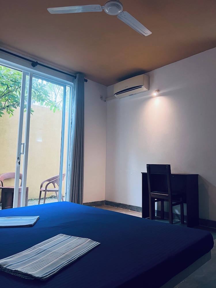 My Hostels Mirissa 10/31