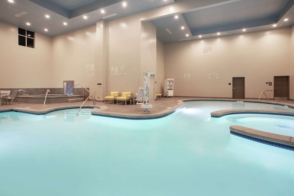 Hampton Inn & Suites Logan 31/48