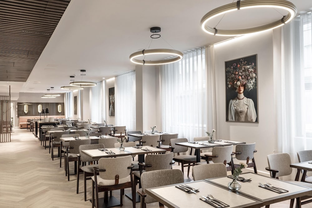Radisson Blu Royal Hotel 35/50