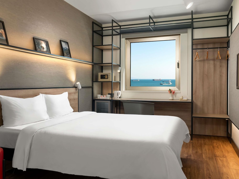 SUPERIOR, DOUBLE BED