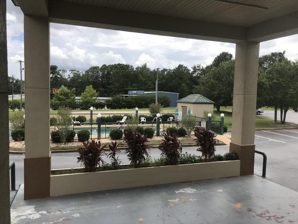 Western Motel, Thomasville 34/56