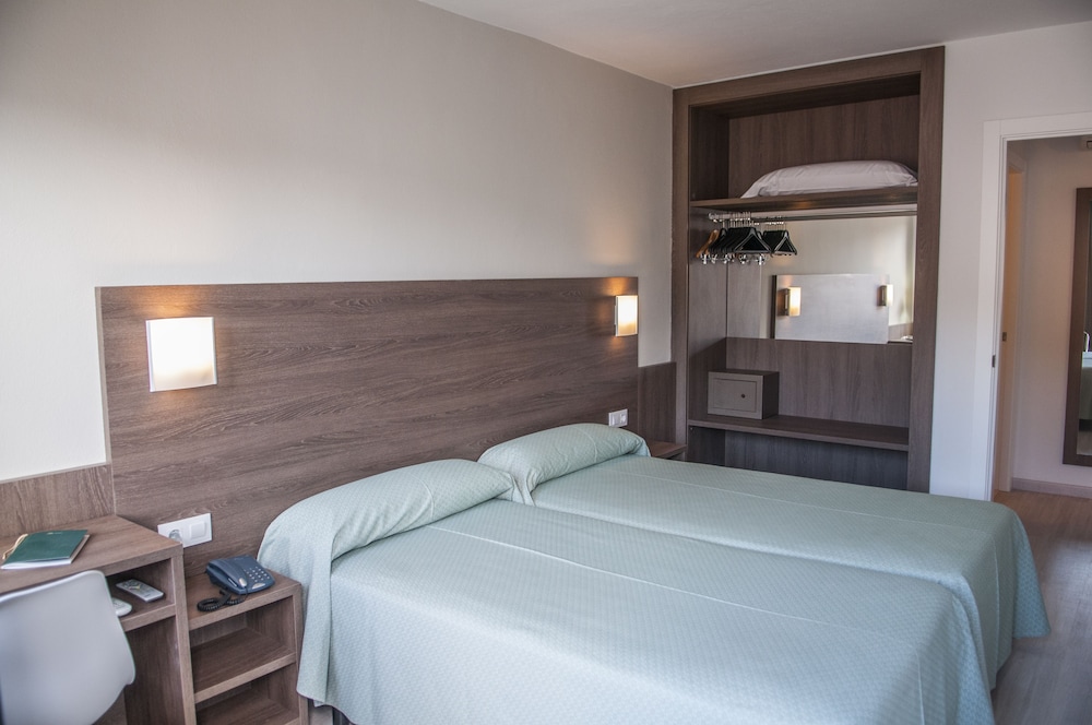 Apartamentos Loar Ex Loar Ferreries Aparthotel 6/29
