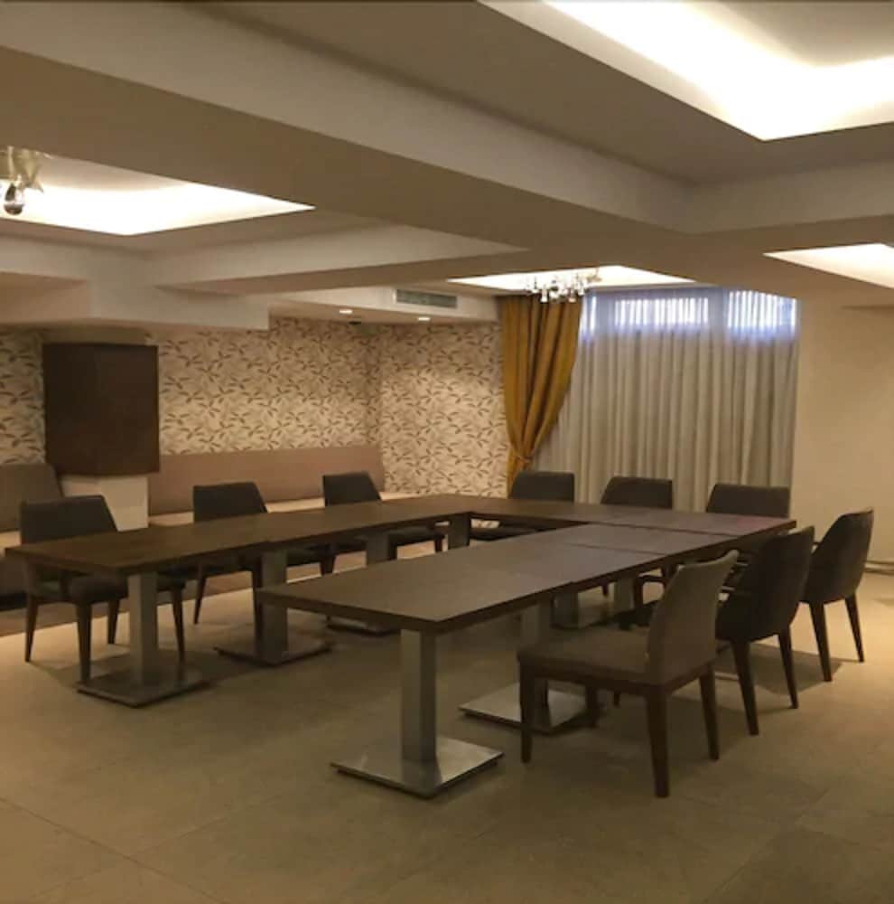 Hotel Le Mirage 65/69