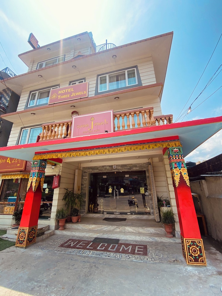 Three Jewels Boutique Hotel photo5