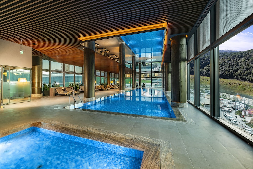 Radisson Collection Hotel Vadistanbul 35/75