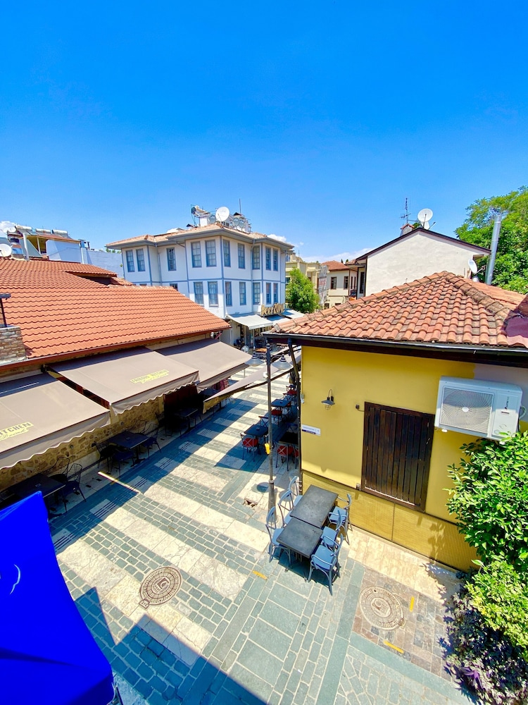 Kervan Boutique Hotel 36/39