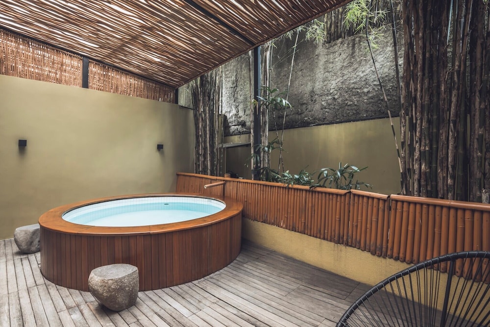 Canggu Cabana Beach Resort by Ini Vie Hospitality 41/64