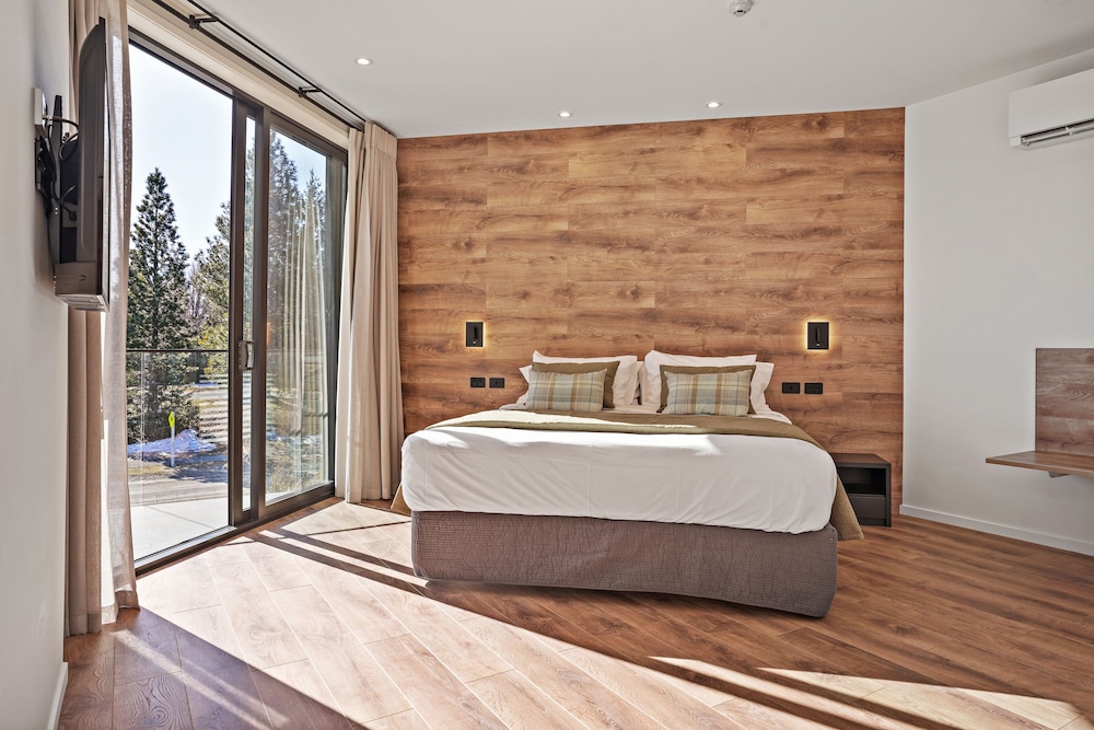 Grand Suites Lake Tekapo 10/26
