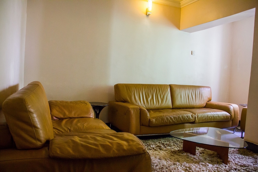 Island Heights Hotel 17/32