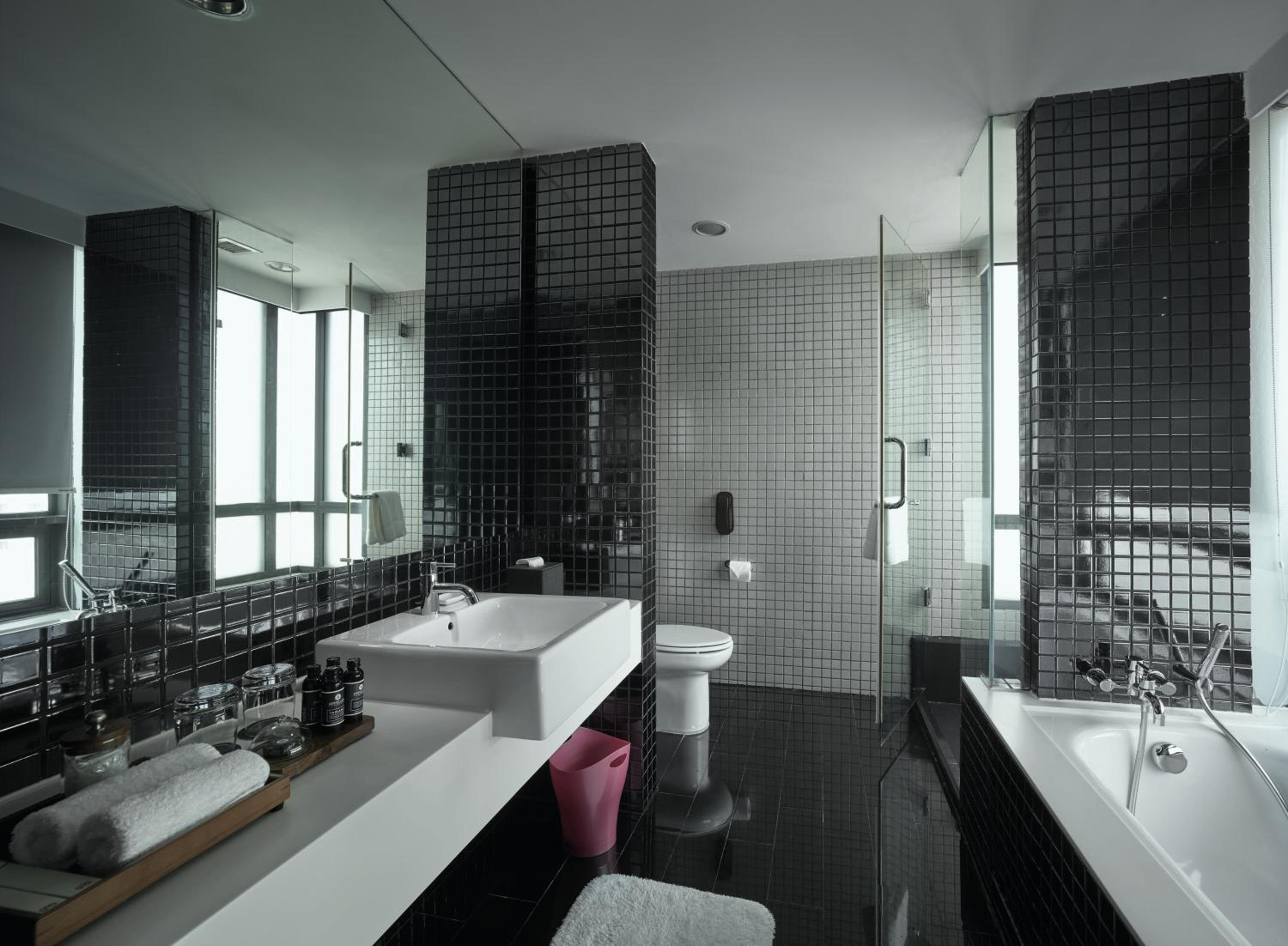 جناح بسرير كينج بغرفة نوم واحدة، G Hotel Gurney 3/5