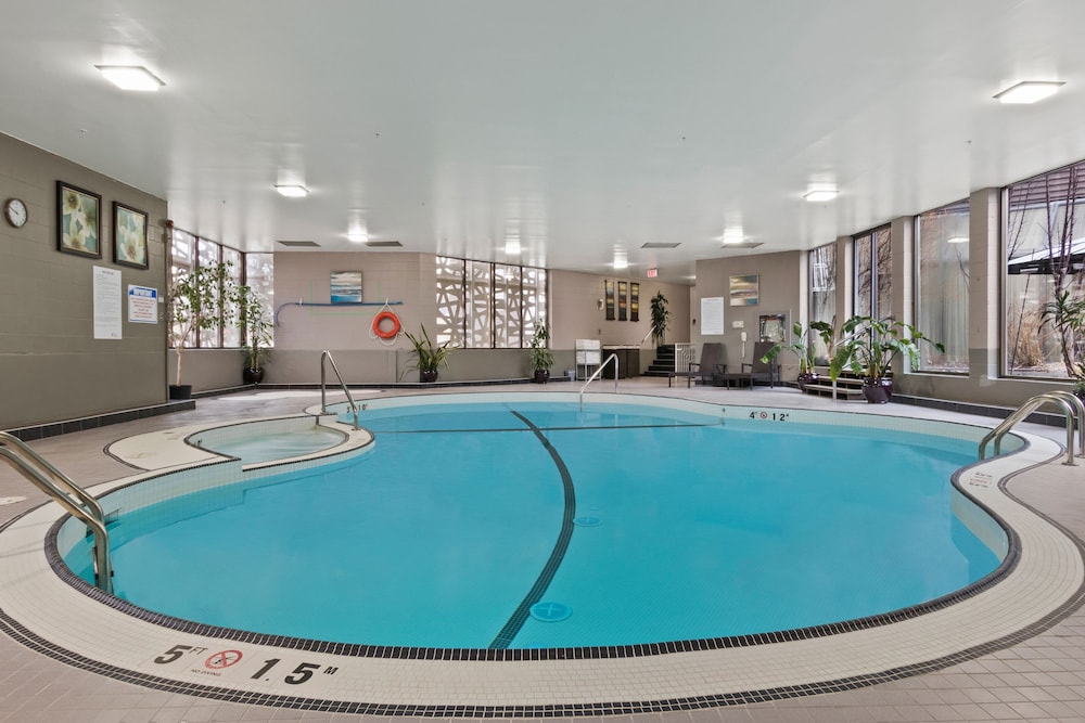 Best Western Premier Calgary Plaza Hotel and Conference Centre 1/65
