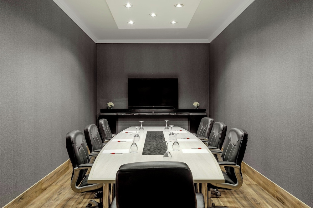 Holiday Inn Buenos Aires Ezeiza Airport 52/59
