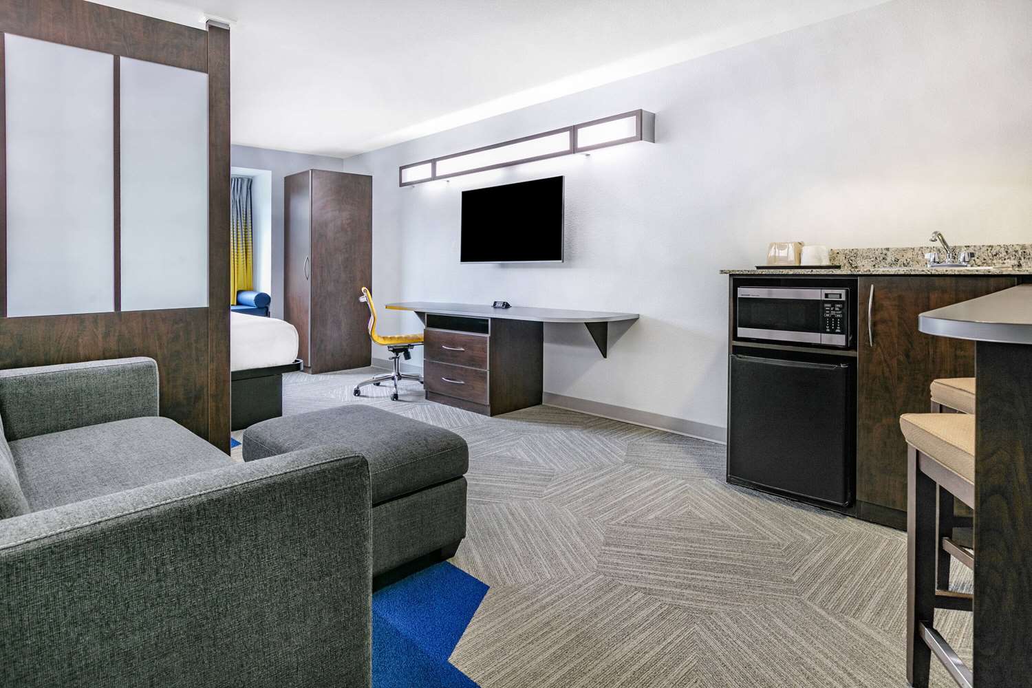 Microtel Inn And Suites Austin 20/38