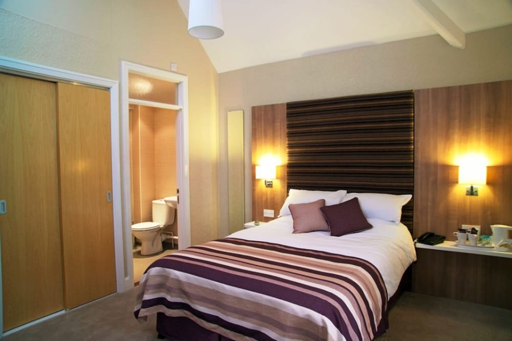 STANDARD, DOUBLE BED