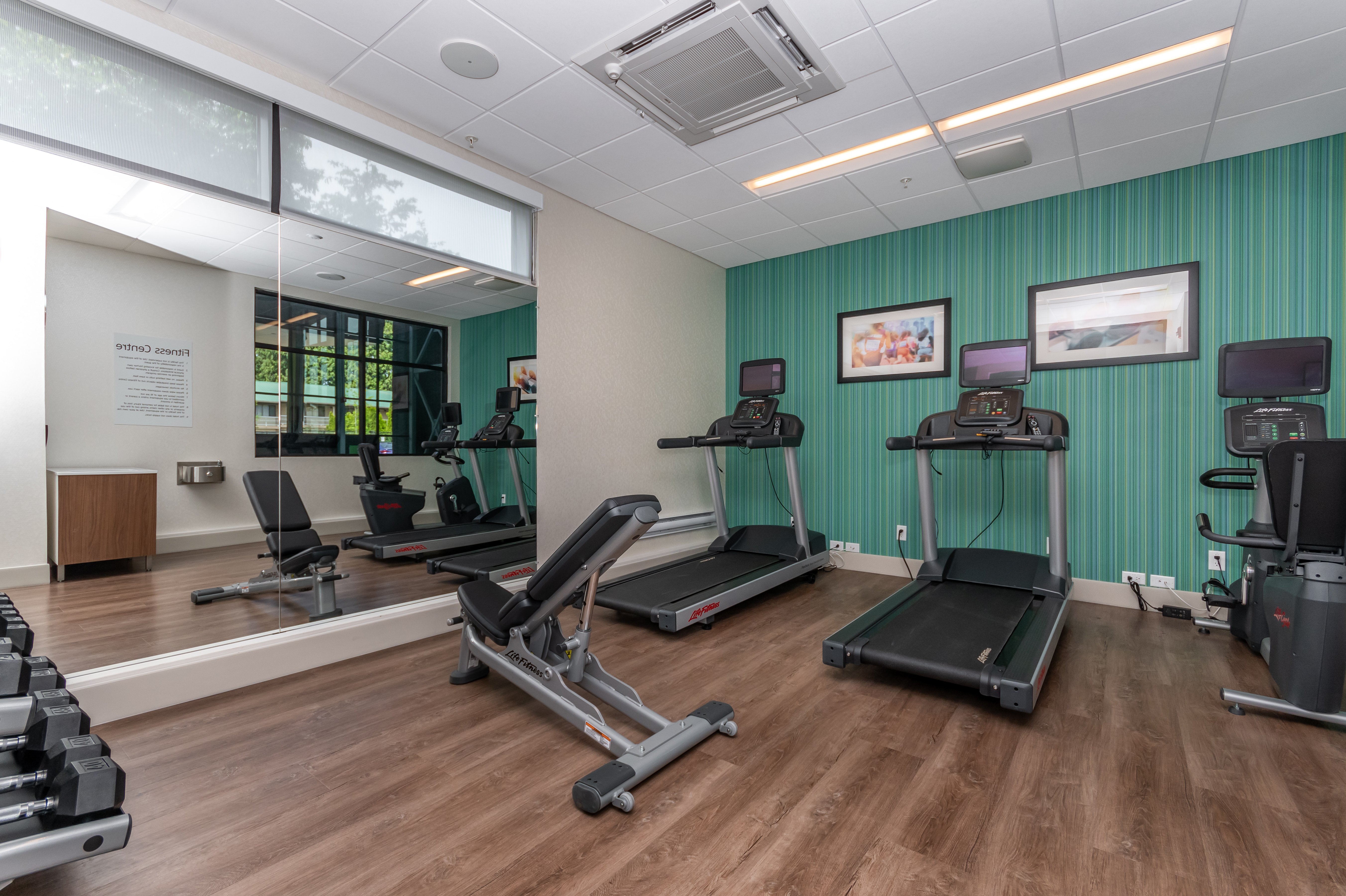 Holiday Inn Express Suites Chilliwack East 22/34