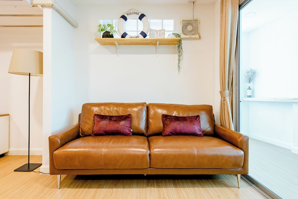 Lee's Mark Residence 32/50