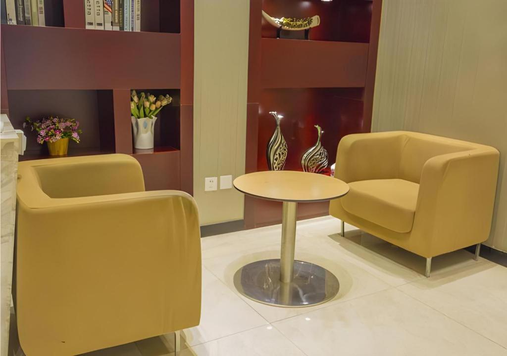 City Comfort Inn Bama Shouxiang Avenue 35/54