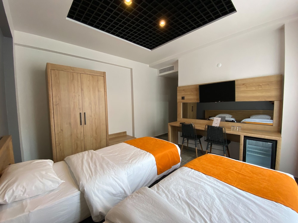CSK Otel 6/24