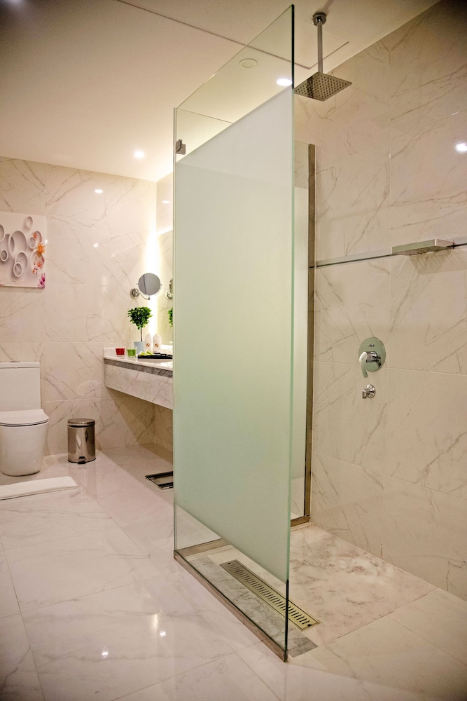 فندق بيت الزمرد(Emerald hotel) 49/50
