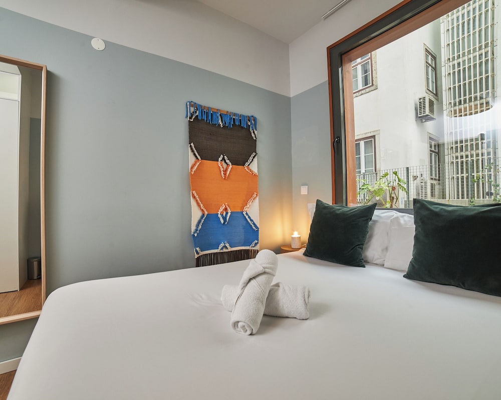 Compact, Double Bed, Shared Bathroom