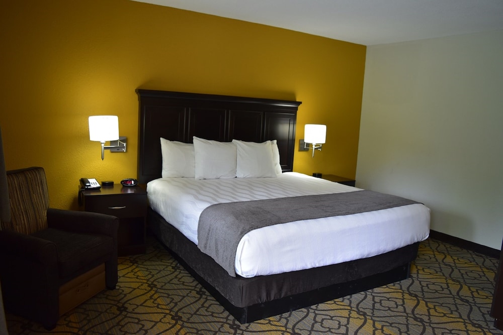 Best Western Of Harbor Springs 6/35