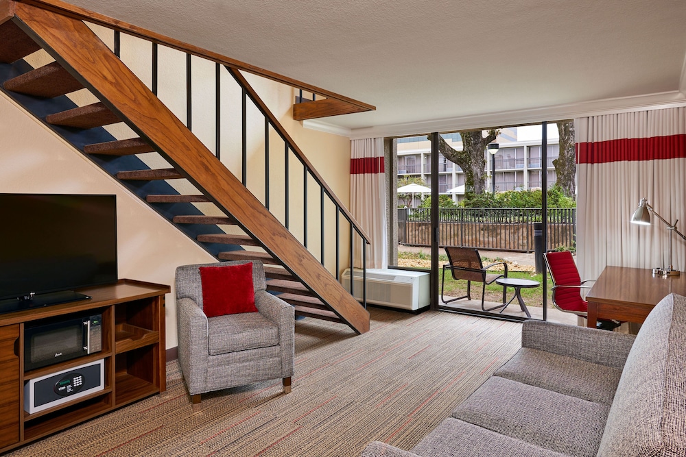FOUR POINTS BY SHERATON LITTLE ROCK MIDTOWN 25/42