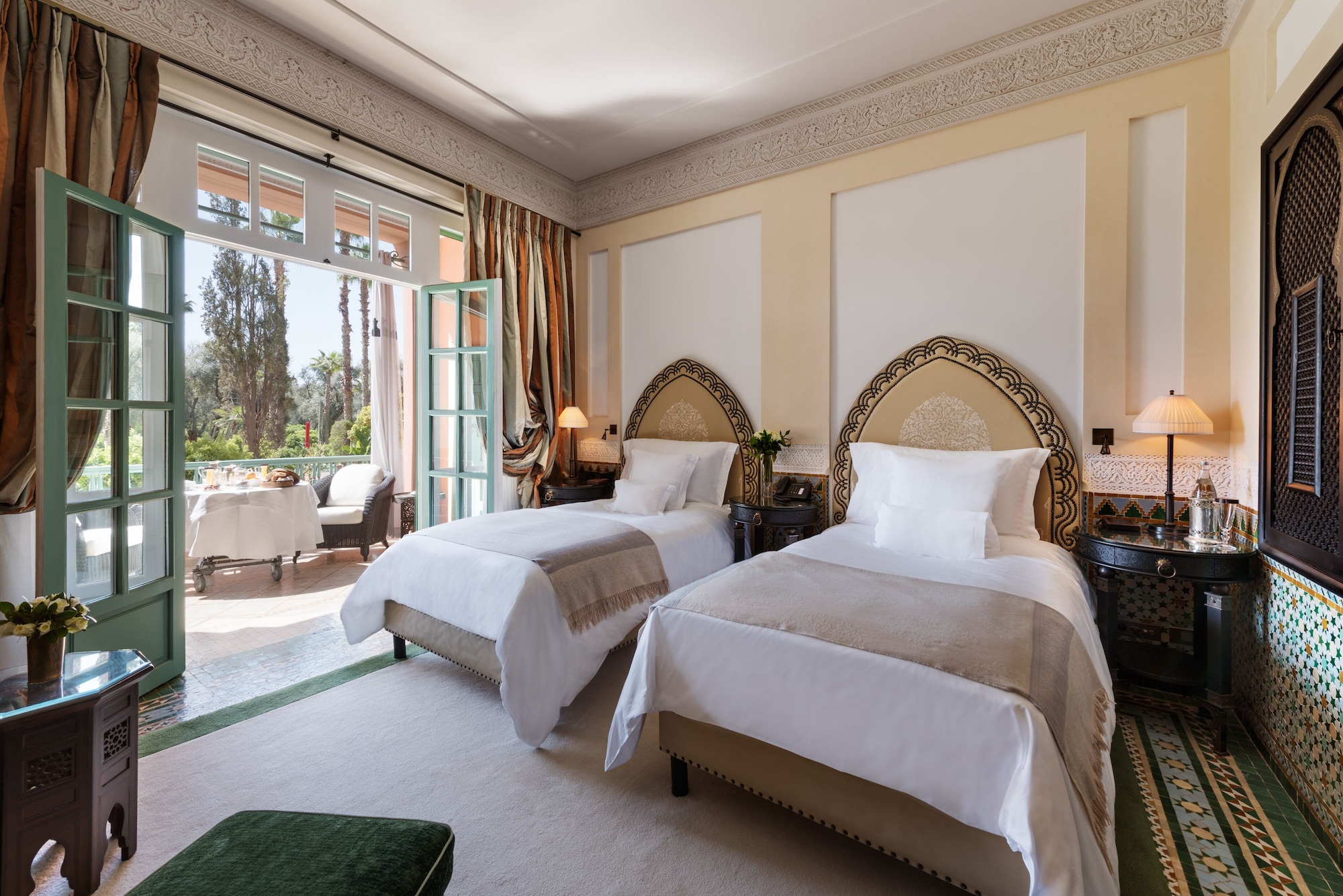PARK, DELUXE, TWIN BEDS