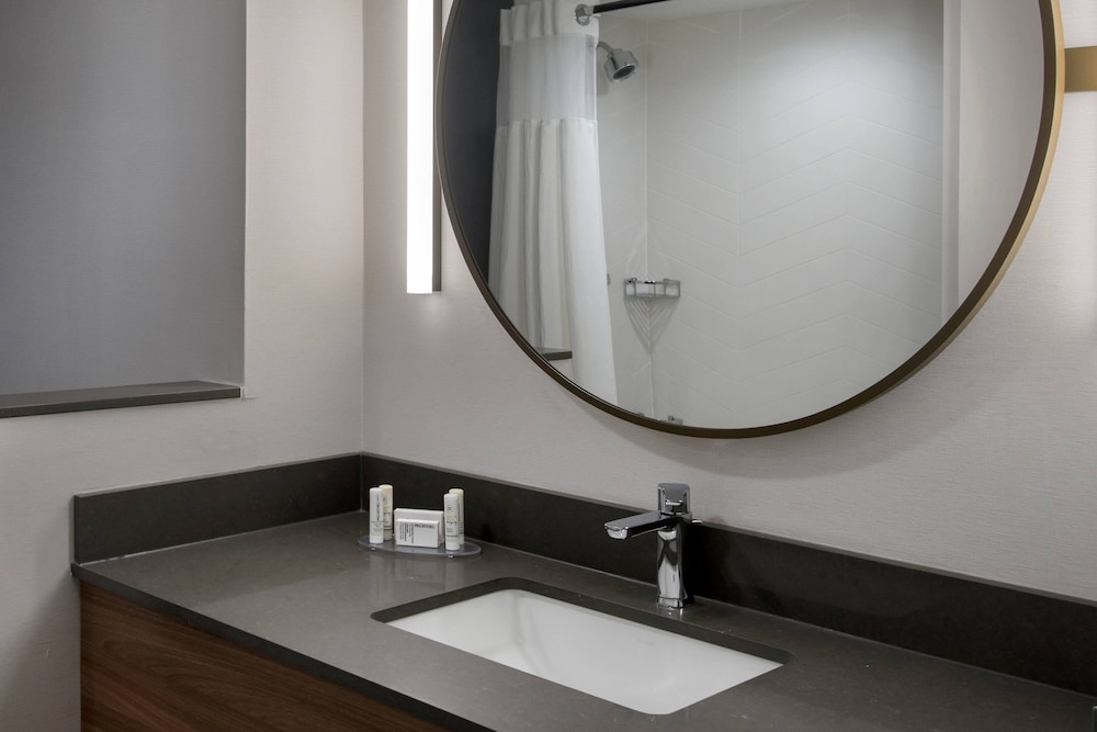 Fairfield Inn & Suites By Marriott Williamstown 13/31