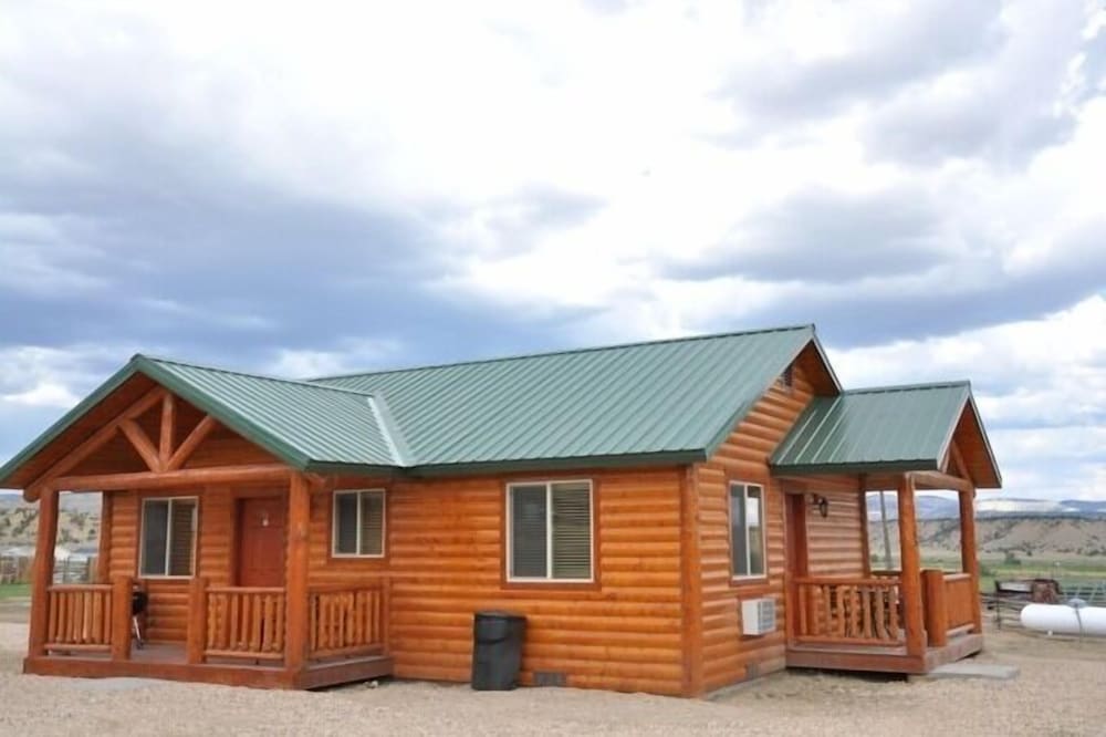 Bryce Country Cabins 4/70