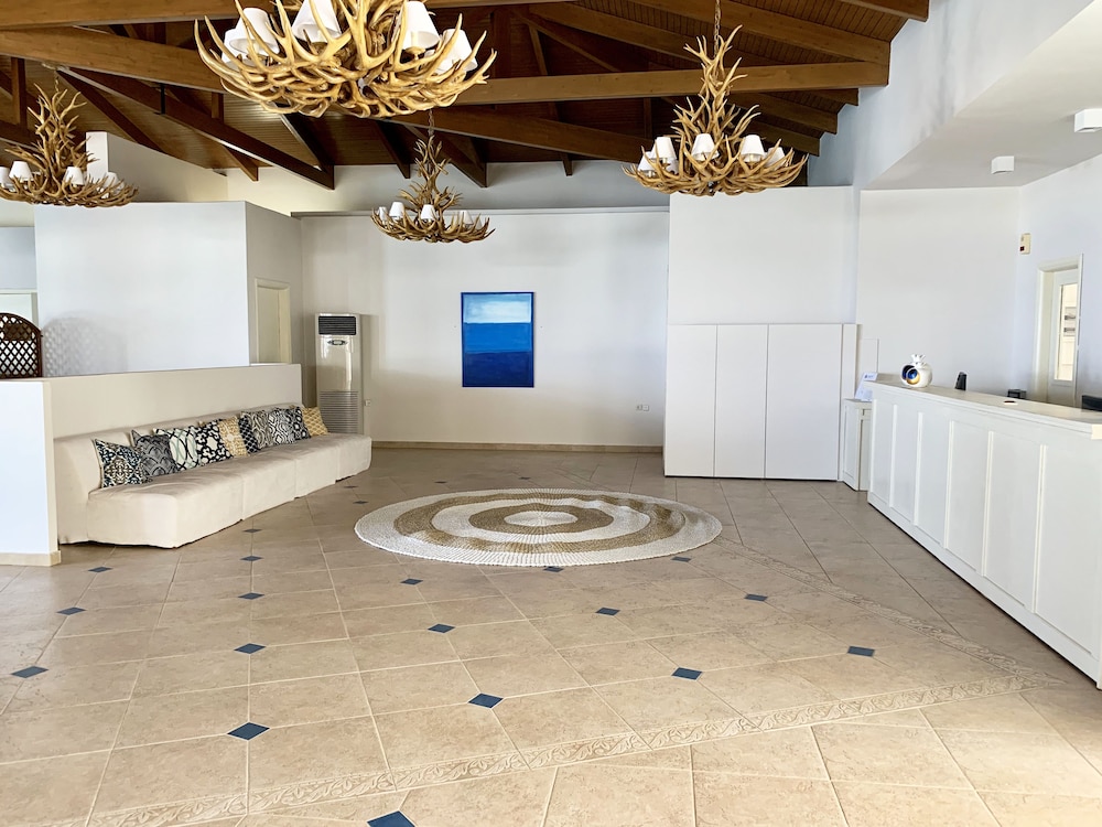 Messina Resort 8/47