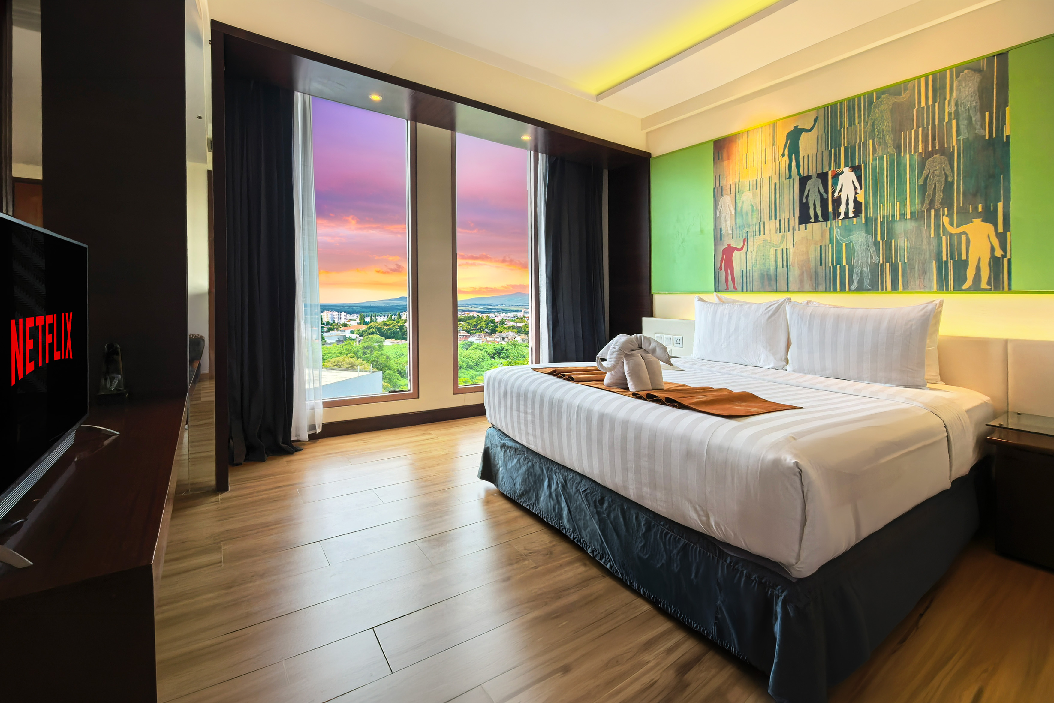 JUNIOR SUITE, SMOKING