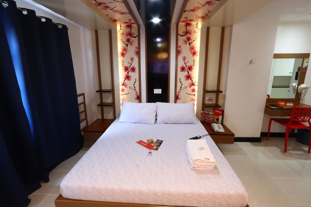 EXECUTIVE, DOUBLE BED
