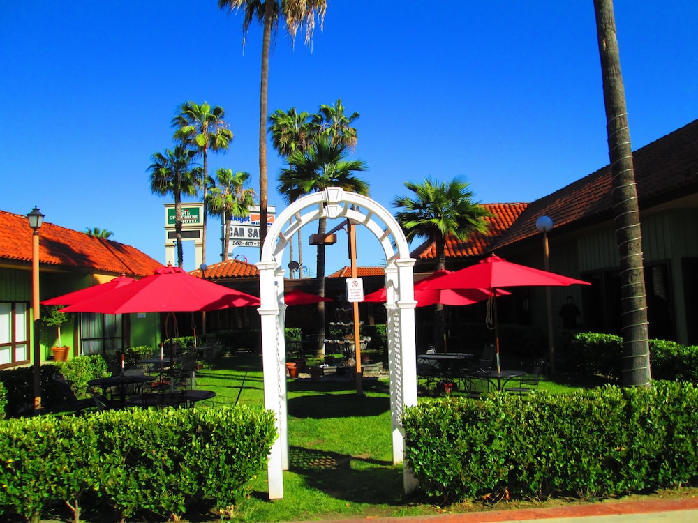 Guesthouse Hotel Norwalk 8/33