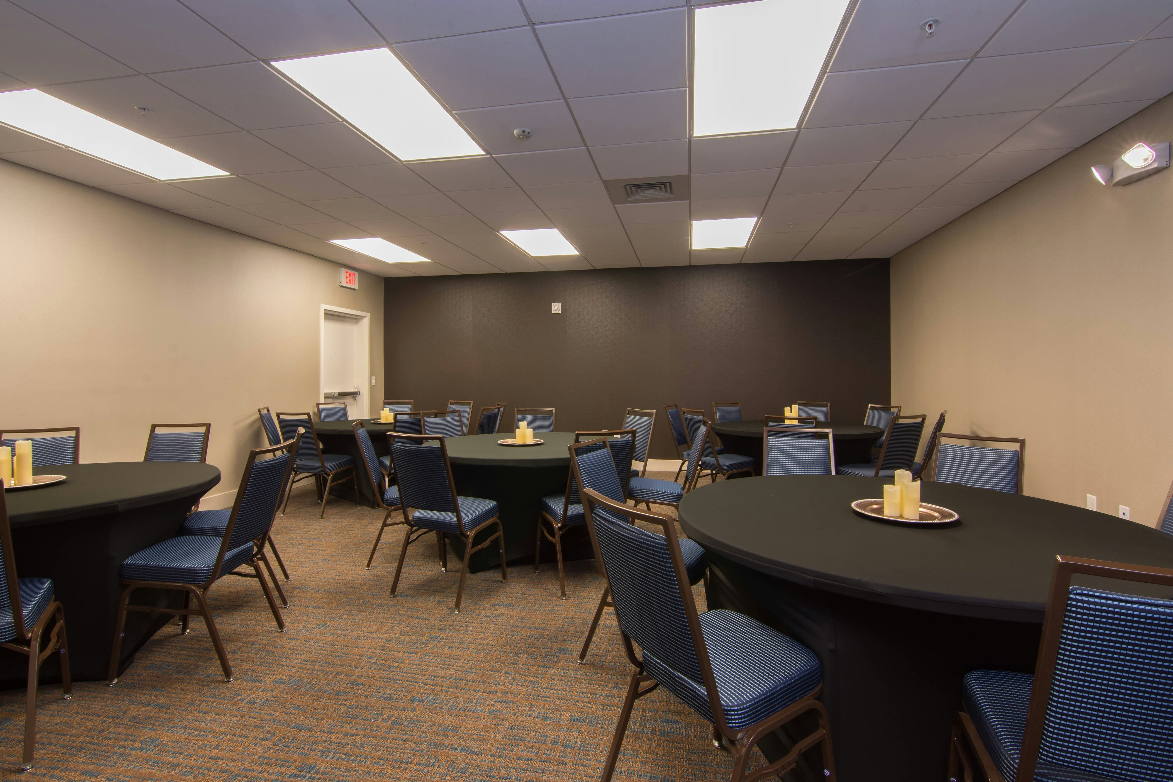 COURTYARD RALEIGH-DURHAM AIRPORT/BRIER CREEK 18/23