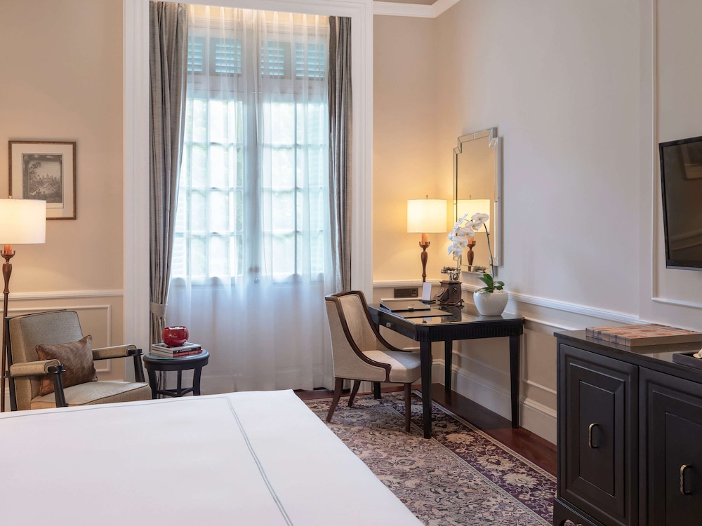 Raffles Hotel Le Royal 52/78