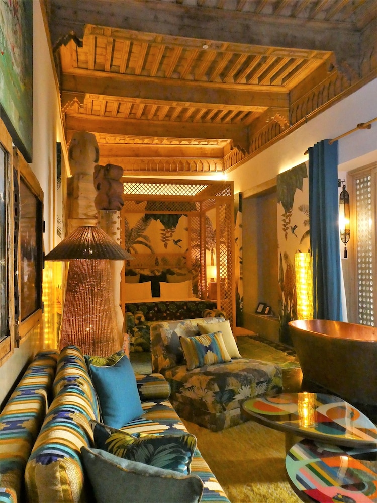 Riad Due 27/50