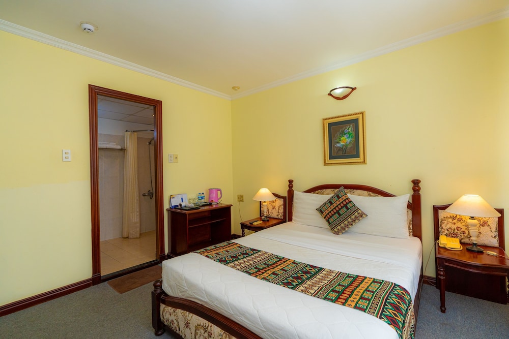 SUPERIOR, DOUBLE BED