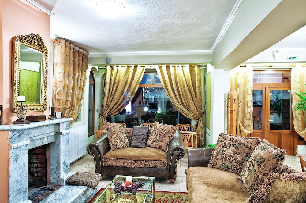 Hotel Anastassiou 25/42