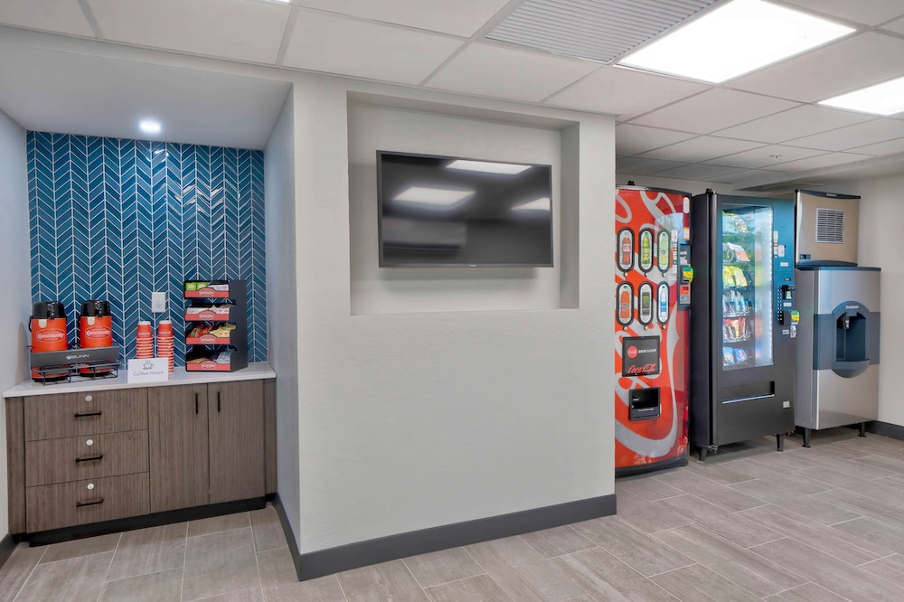 Motel6 Fort Lauderdale, FL 10/44