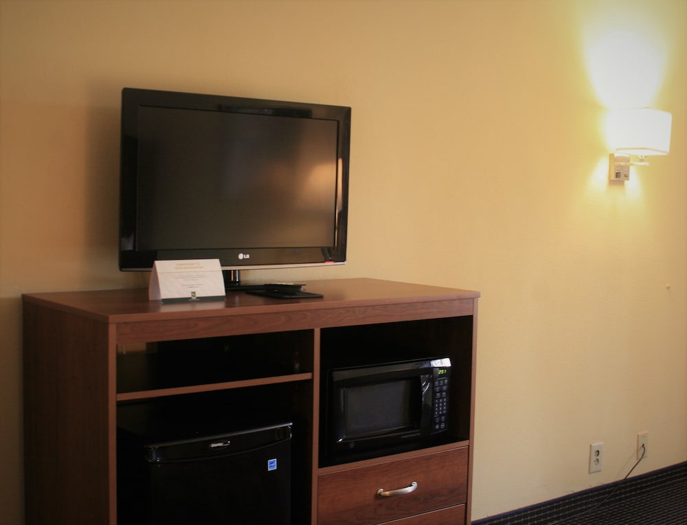 Quality Inn Americus 23/40