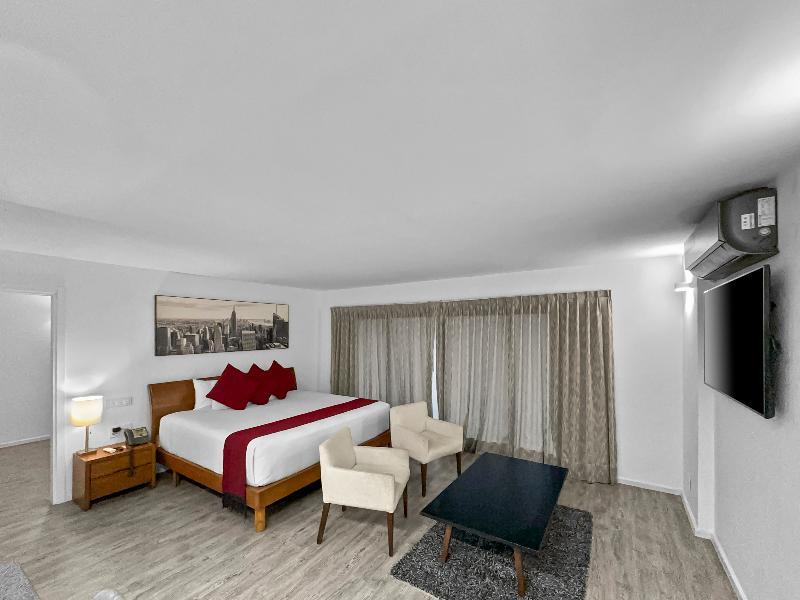 Master, Suite, Apartment, King Bed
