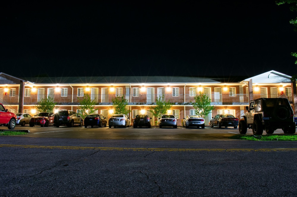Affordable Corporate Suites 2/73