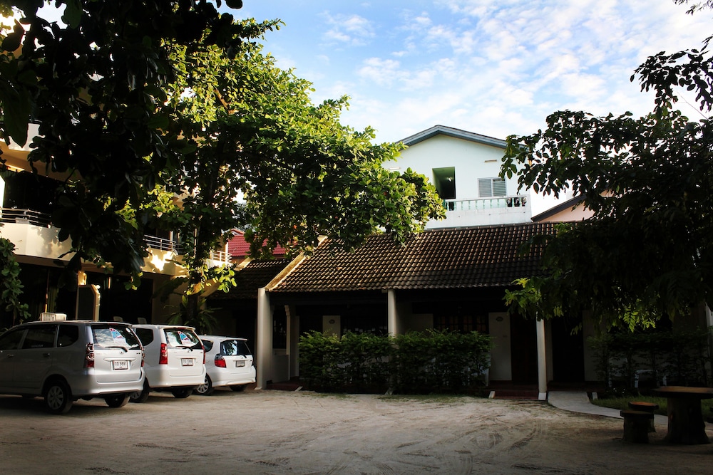 Baan Pron Phateep 46/50