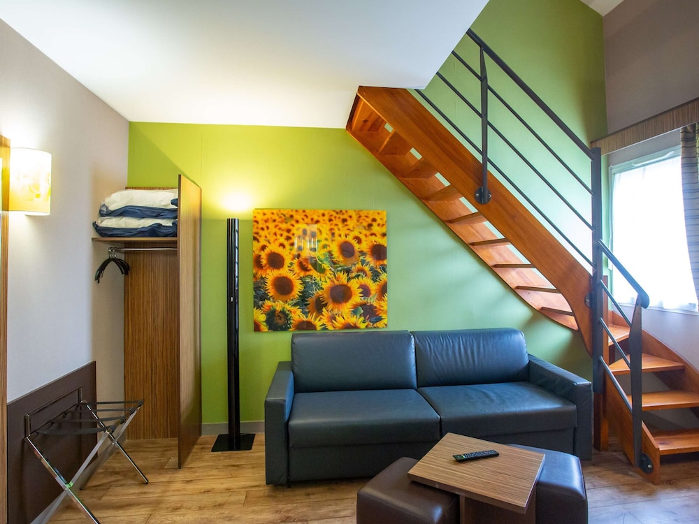 Ibis Styles Bourges 25/48
