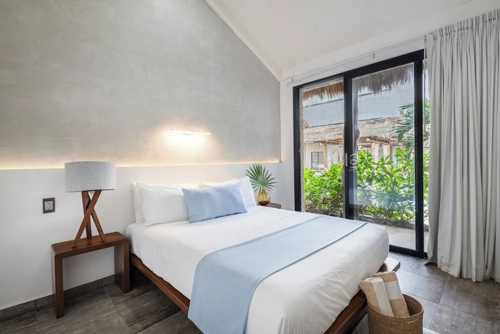 Areia Playa del Carmen-Beach front Hotel 8/50