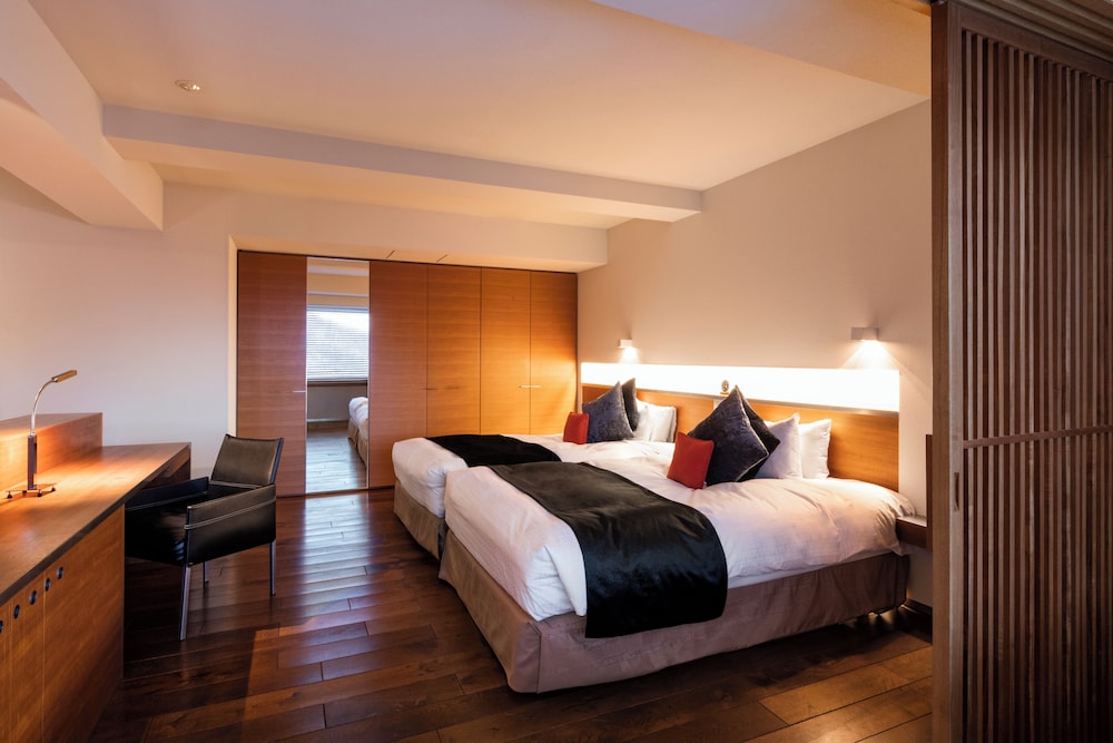 JAPANESE WESTERN, LUXURY, SUITE, ADULT ONLY, SMOKING
