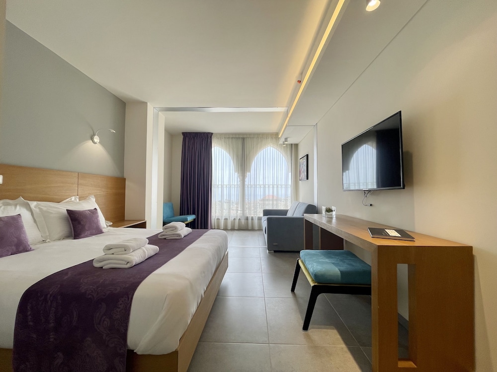 Majestic Byblos Grand Hotel 6/44