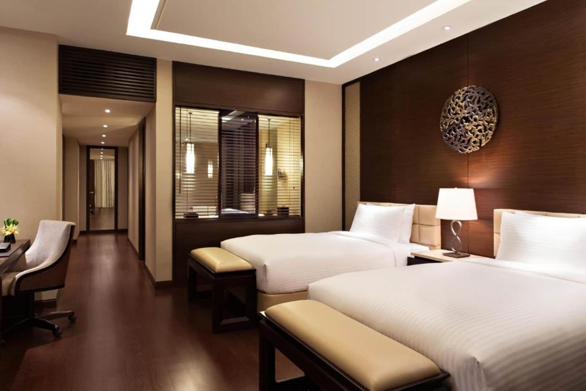 Fairmont Gold, 2 Double Beds