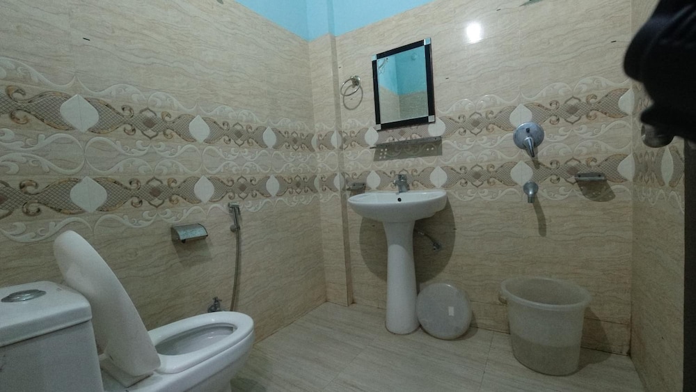 Hotel Devbhoomi Inn 38/40