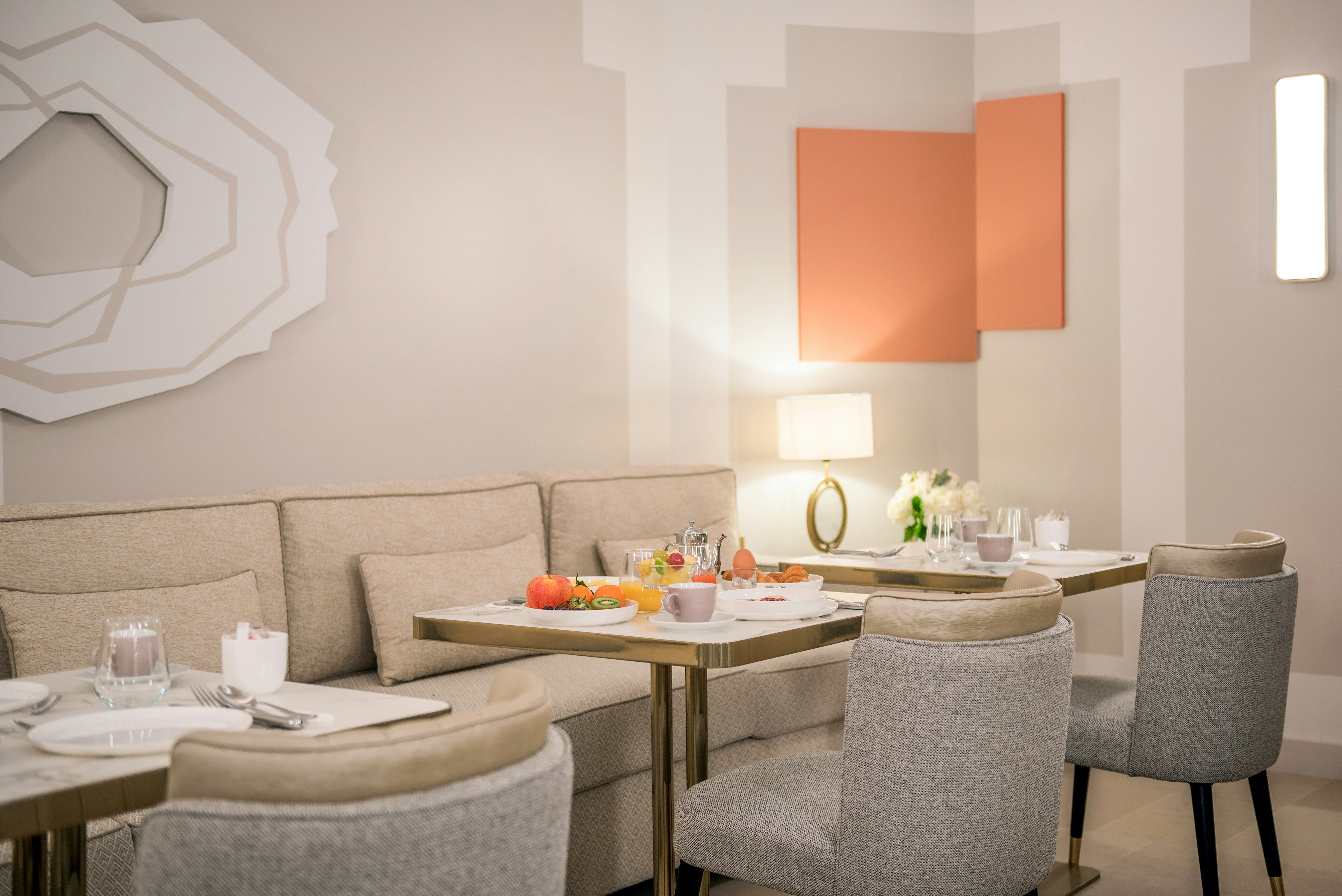 Hotel Camille Paris Gare de Lyon, Tapestry Collection Hilton 55/73